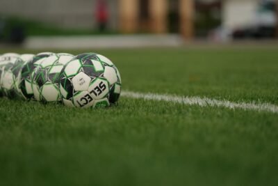 como a bola de futebol afeta o desempenho dos jogadores